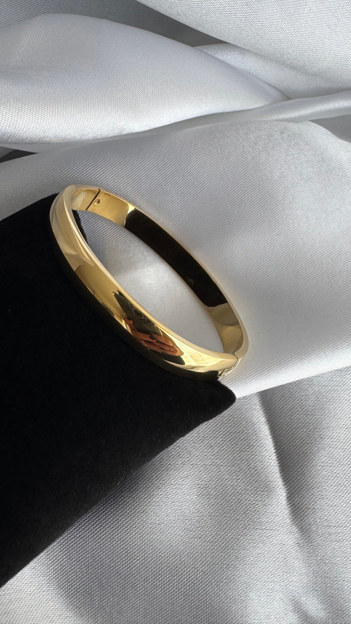 Bracelete Grosso Dourado