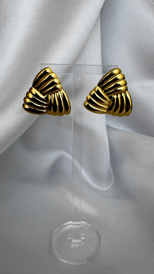 Brinco Triangular Fan