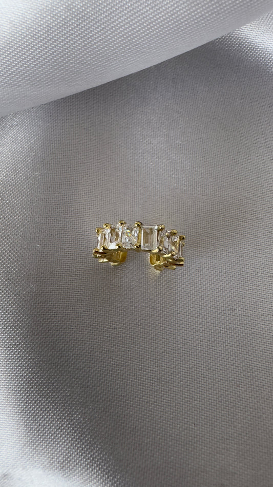 Piercing de encaixe cravejado com Zircônias Cristal