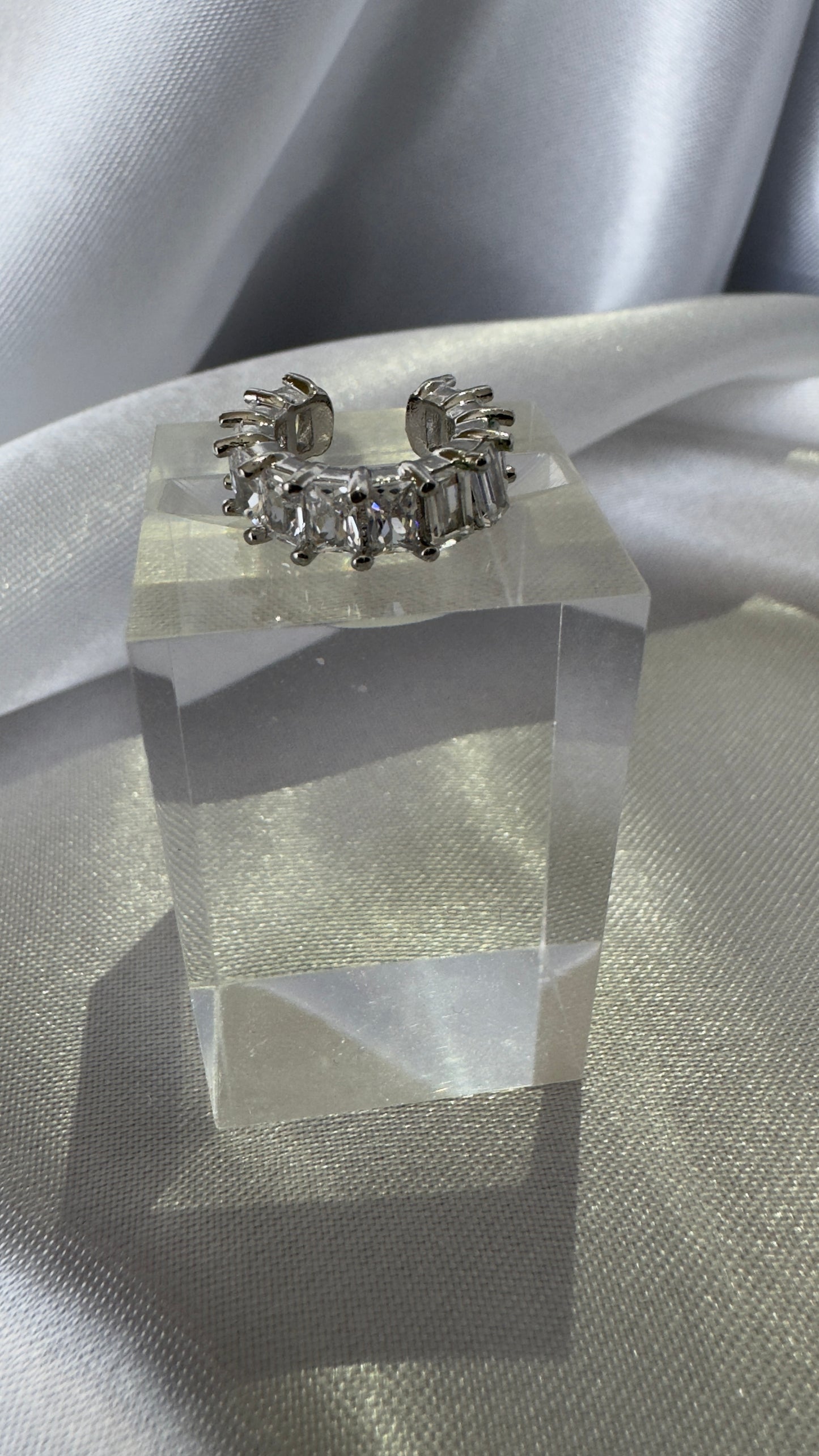 Piercing de Encaixe Zircônias Cristal em Ródio Branco