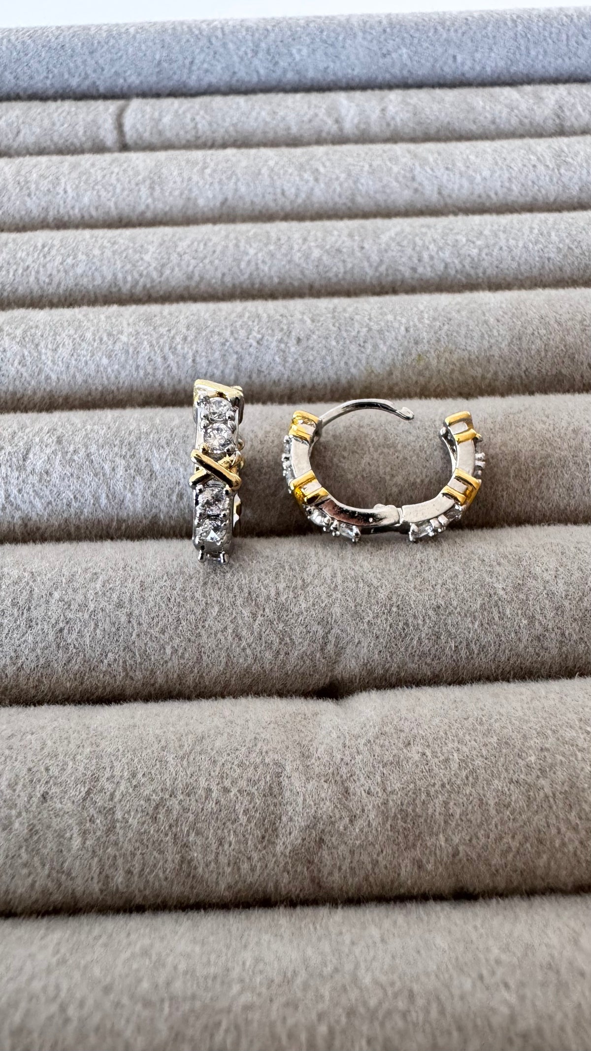 Argola pequena Mix de banhos e Zircônias