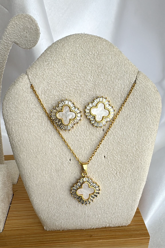 Conjunto Flor com Zircônias