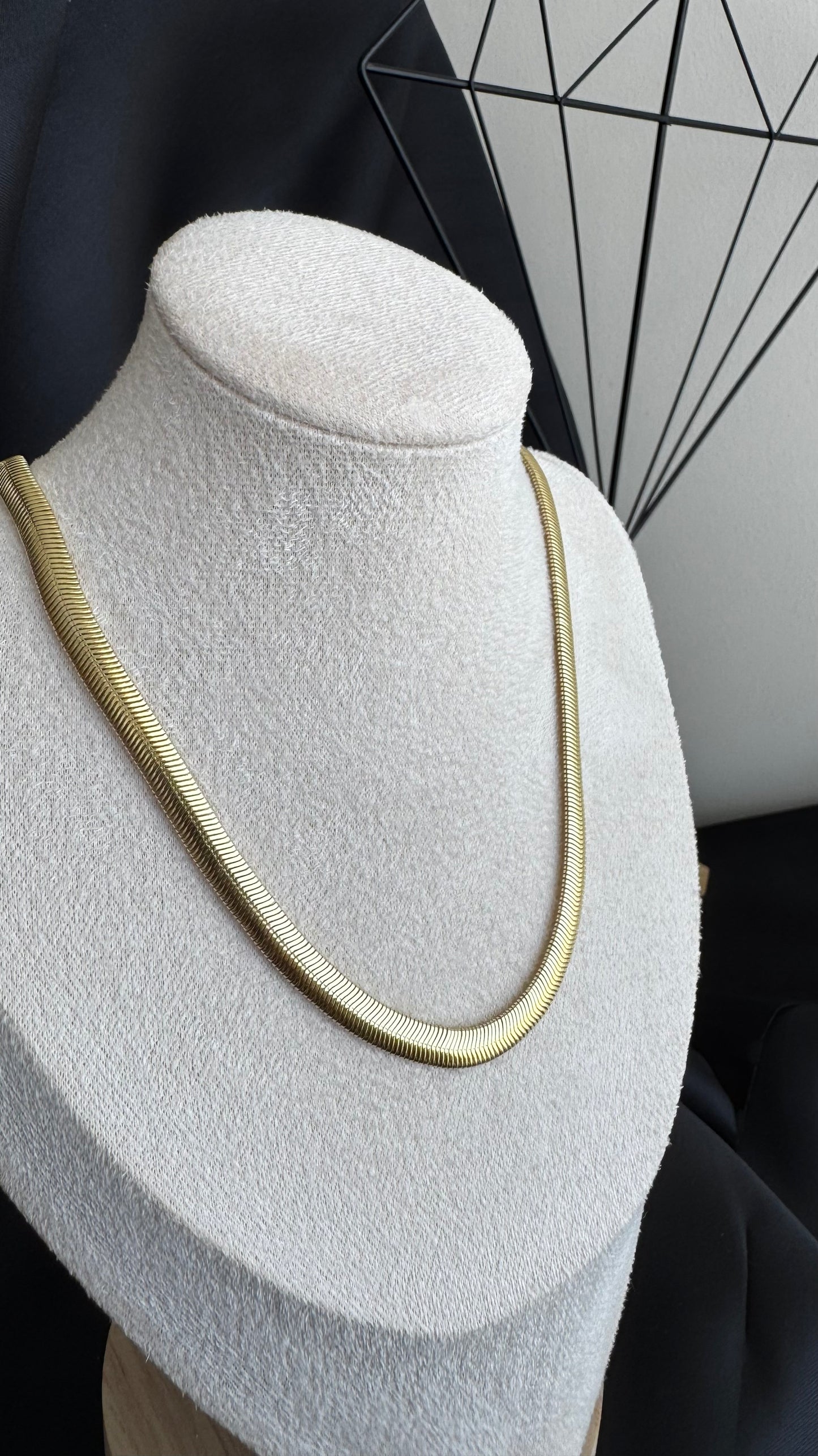 Colar Snake 6mm Dourado
