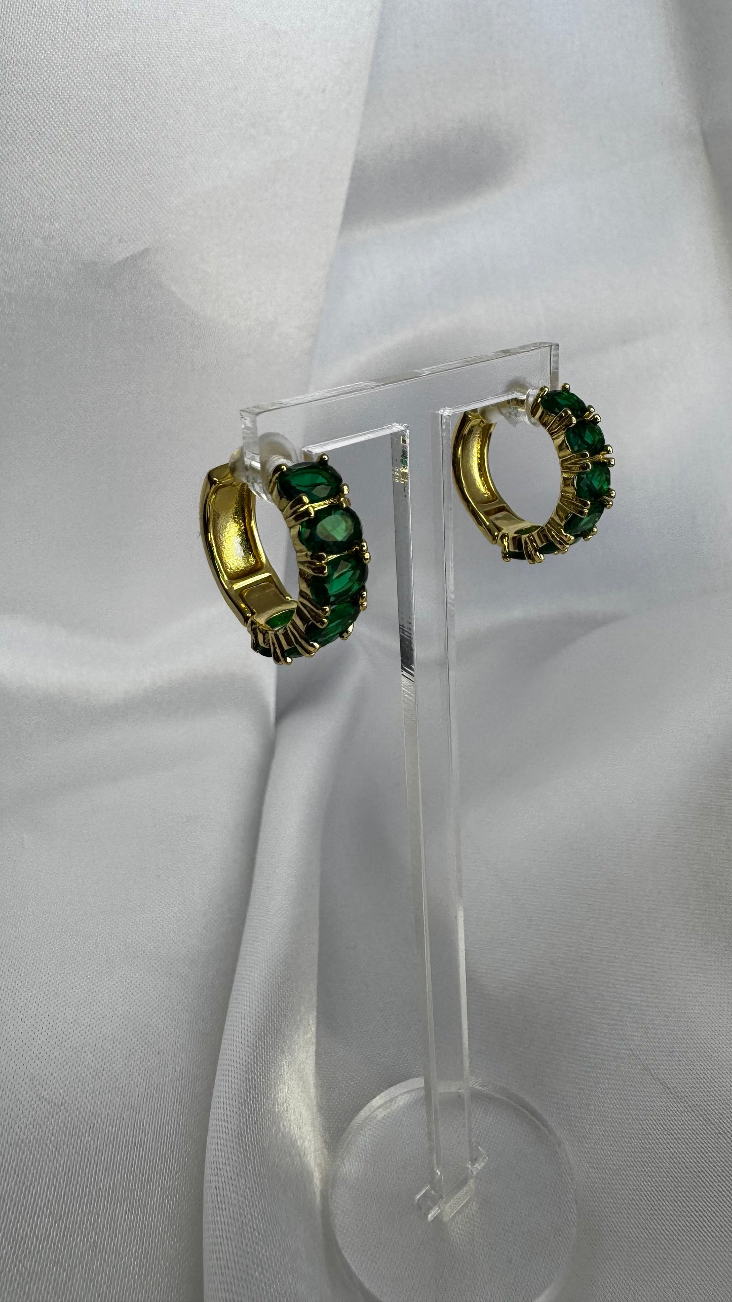 Argola Zirconias Verde Esmeralda