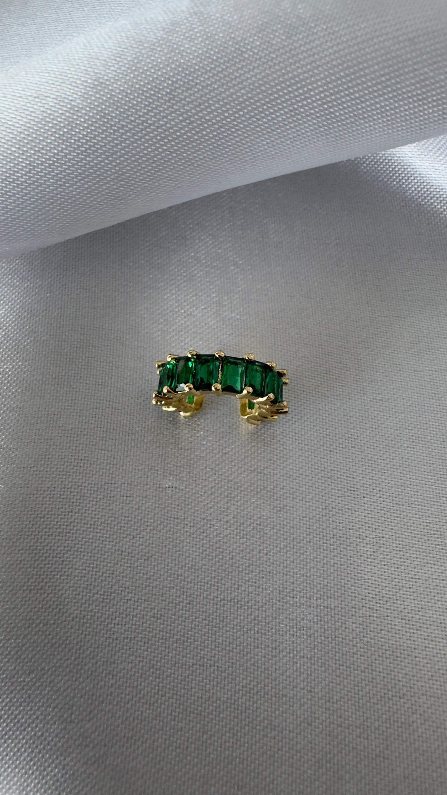 Piercing de Encaixe com Zircônias Verde Esmeralda