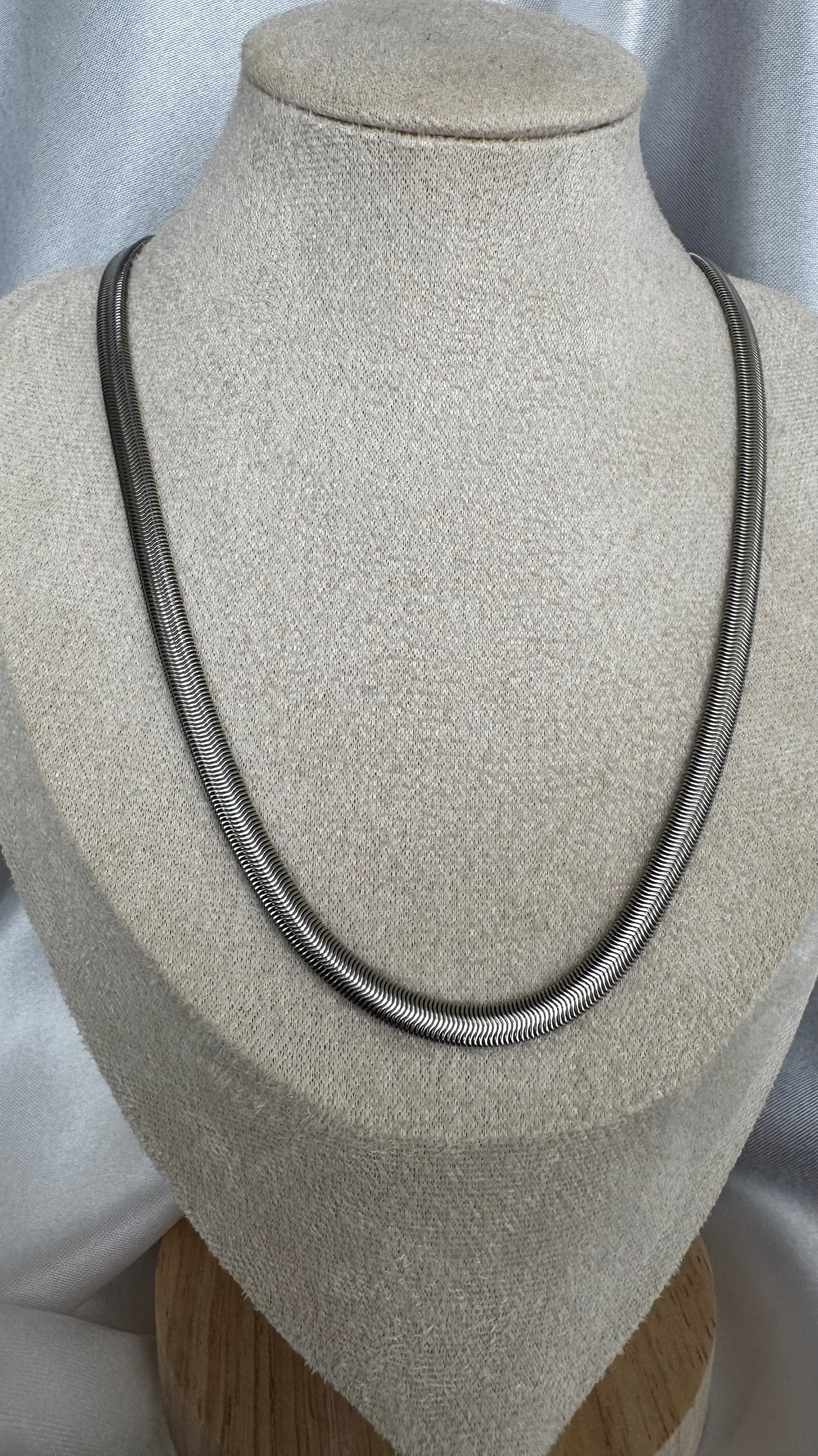 Colar Snake Longo