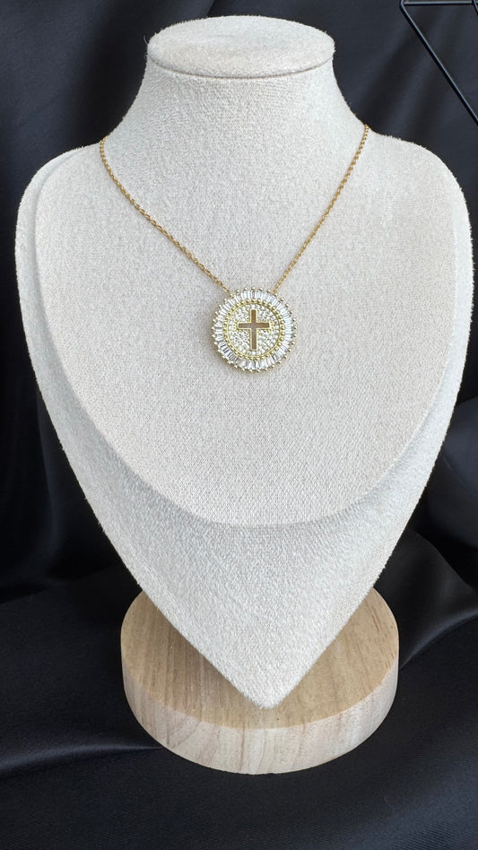 Colar Cruz Cravejado